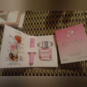 Versace Bright Crystal Women's Eau de Toilette Sample - Pink